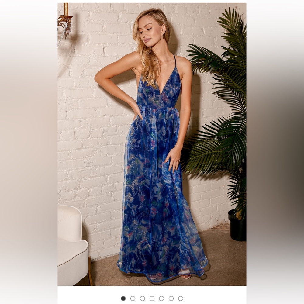 Lulus blue floral maxi dress